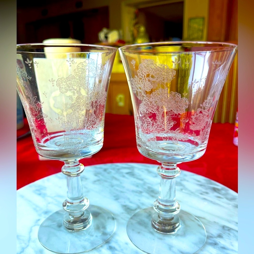 Set of 2 Vintage Fostoria Willow pattern water goblets